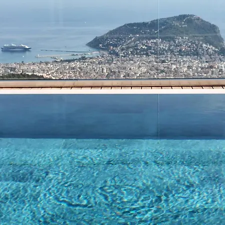 Ferienhaus Charming With A Pool Alanya