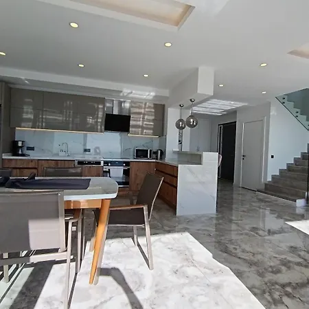 Ferienhaus Charming With A Pool *