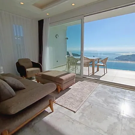 Ferienhaus Charming With A Pool Alanya