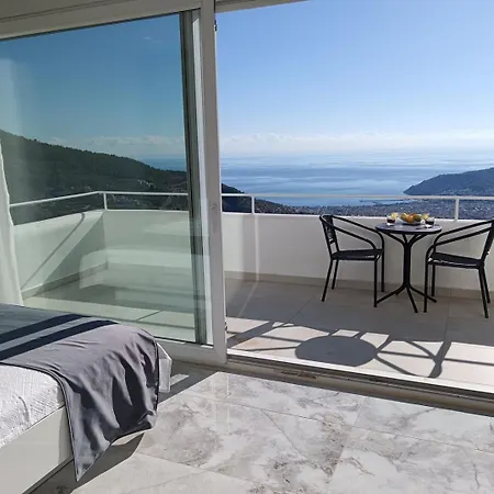 Charming With A Pool Αλάνια