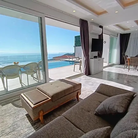 Charming With A Pool Σπίτι διακοπών Αλάνια