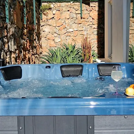 Charming With A Pool Αλάνια