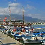 Charming With A Pool Vakantiehuis Alanya