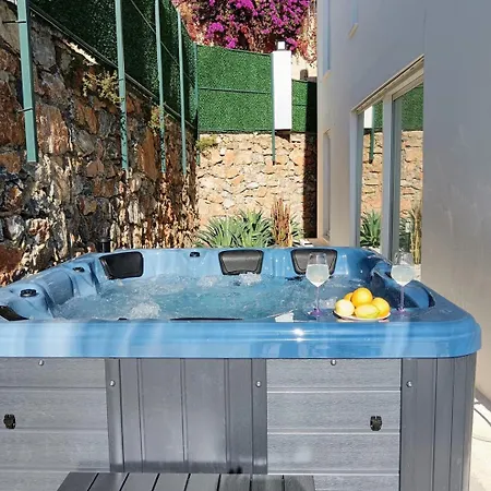 Charming With A Pool Tatil Evi Alanya