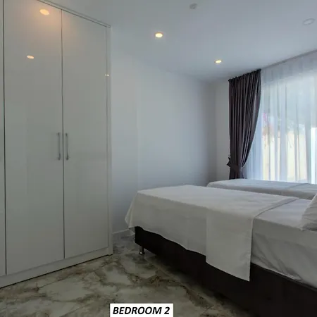 Charming With A Pool Feriehus *