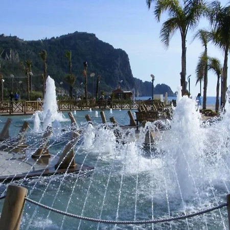 Charming With A Pool Feriehus *