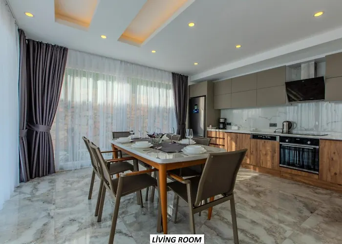 Charming With A Pool Tatil Evi