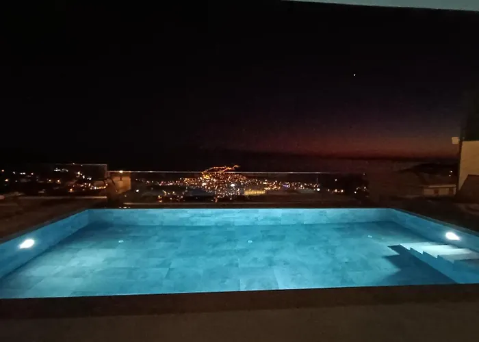 Tatil Evi Charming With A Pool Alanya