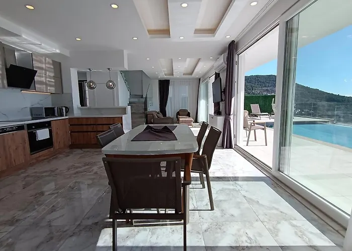 Charming With A Pool